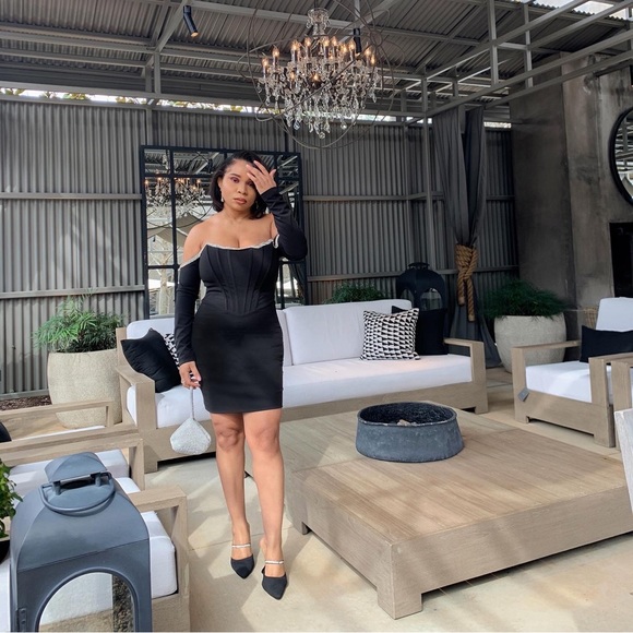 Miss Circle Annika Black Off Shoulder Long Sleeve Corset Dress w/ Crystal trim - Picture 3 of 17